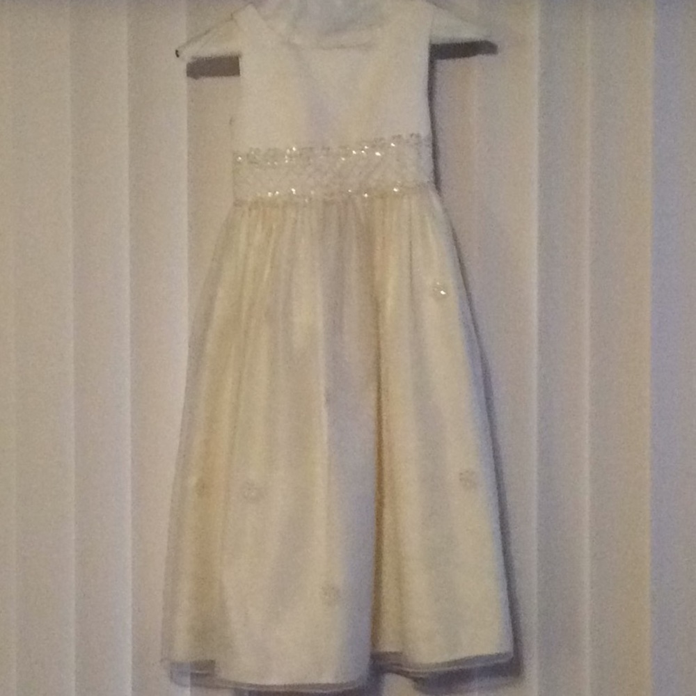 Girl’s Dress